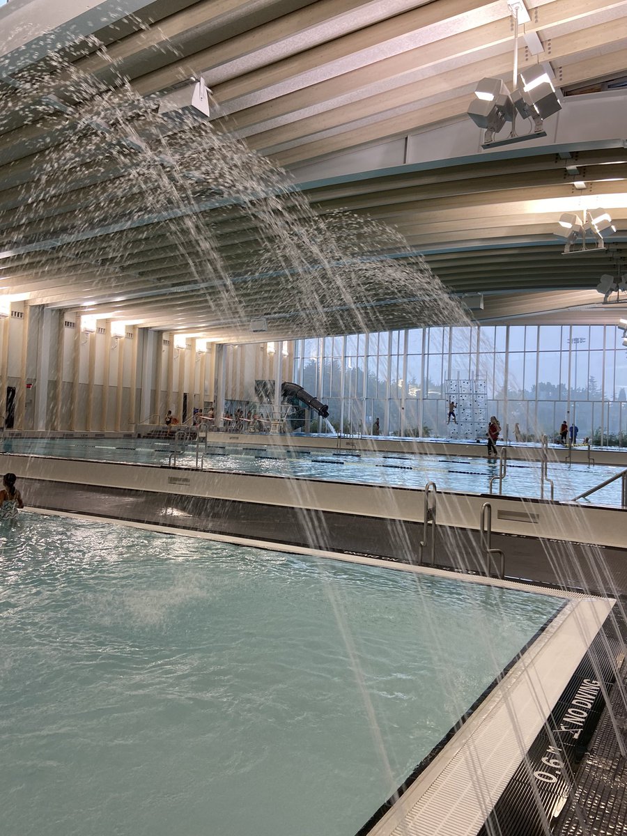 Thank you <a href="/Richmond_BC/">City of Richmond BC</a> for the VIP invite to the amazing new Minoru Aquatic centre. Richmond Kigoos swimmers had a fab time in the spectacular new pool tonight #RichmondBC #Kigoos #BCSSA #summerswimming