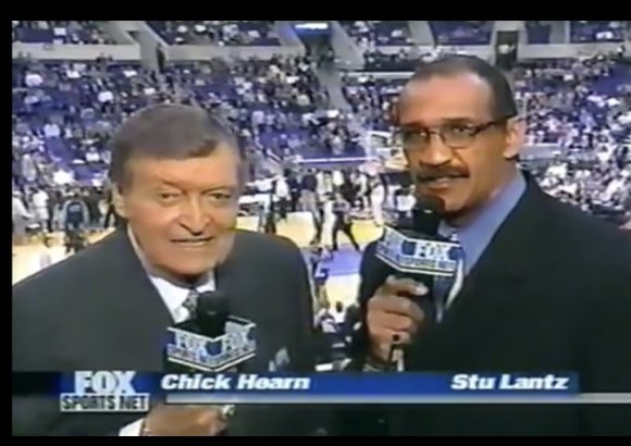 LakersVintage's tweet photo. Last night I was watching Lakers first game at @STAPLESCenter 🔥🔥🔥
#RIPChick #FoxSportsNet https://t.co/p6PwZEzFEI