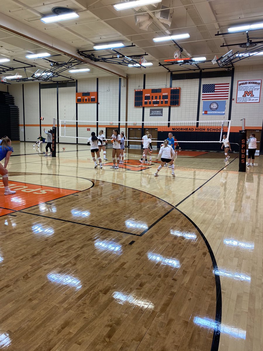 MHSSpuds's tweet photo. Great to see our FB and VB teams getting work done today! https://t.co/G2Ja5G2EXb