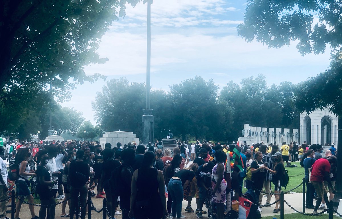 Rogiers1's tweet photo. Some scenes from last month's #CommitmentMarch on Washington, marching with three different "flavors" of protestors; all valid, all similar-and all with subtle differences in tone. #socialjustice @BNonbelievers #GeorgeFloyd #BlackLivesMatter #vote https://t.co/th2NQeP0ff