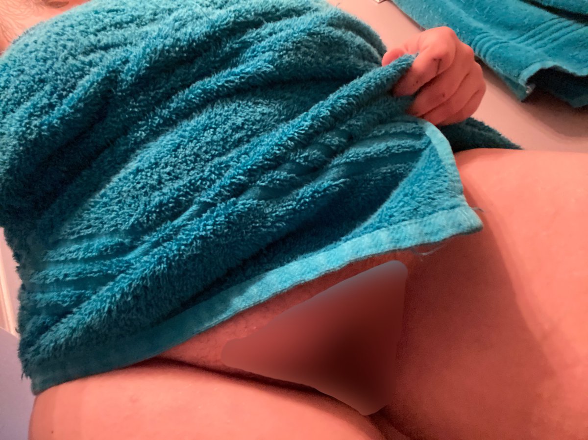 onlyfansnude's tweet photo. Come unlock this wet ass pussy and more at my OF. Free after subscription. DM for special requests, will do almost anything! Cum and check me out 😉😈 https://t.co/5bBcAdcFNV #onlyfans #onlyfansnudes #fuckme #wetasspussy #cum #bigtits https://t.co/qKsRtB7kH5
