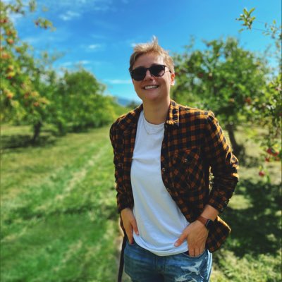 beatricecote's tweet photo. #NouvellePhotoDeProfil https://t.co/GV2zECTgB6