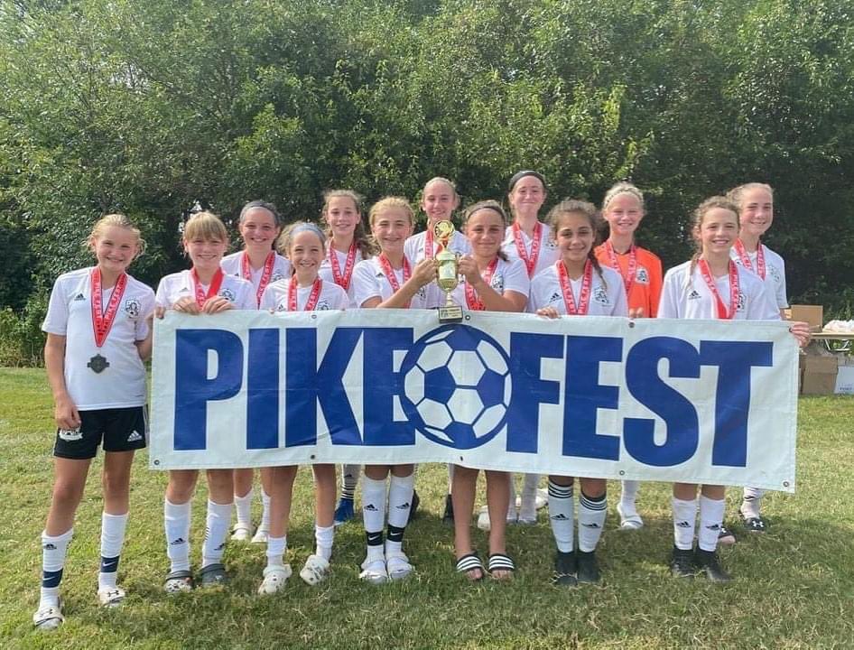 AndreanGSoccer's tweet photo. Congrats to @NwiLions 08 White, 09 White &amp; 09 Yellow teams on your results at @USAofIndiana  Pikefest!  Well done Ladies! 🥇🏆 https://t.co/6ivqVig6bj