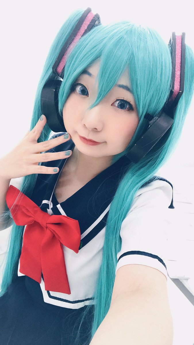 itsumuimon's tweet photo. ミク自撮り2枚です✨
#いつむ #コスプレ #Cosplay #VOCALOID #VOCALOID2 #初音ミク #Hatsunemiku #ProjectDIVA2nd #自撮り https://t.co/ijrf43Z2HH