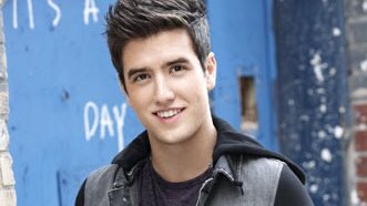 Happy birthday to my first ever celebrity crush logan henderson ily hope u have a big time birthday 