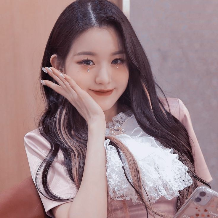 p - piw ! allo dgn jie di sini 
new bie ! ^^ 

mutual ? rt jfb 
fambest ? dm >< 

#roleplay #roleplayer #roleplayerworld #roleplayerindonesia #roleplayaccount #roleplayindo #rpwencounters #rpw #Mutualankuy #fambest
