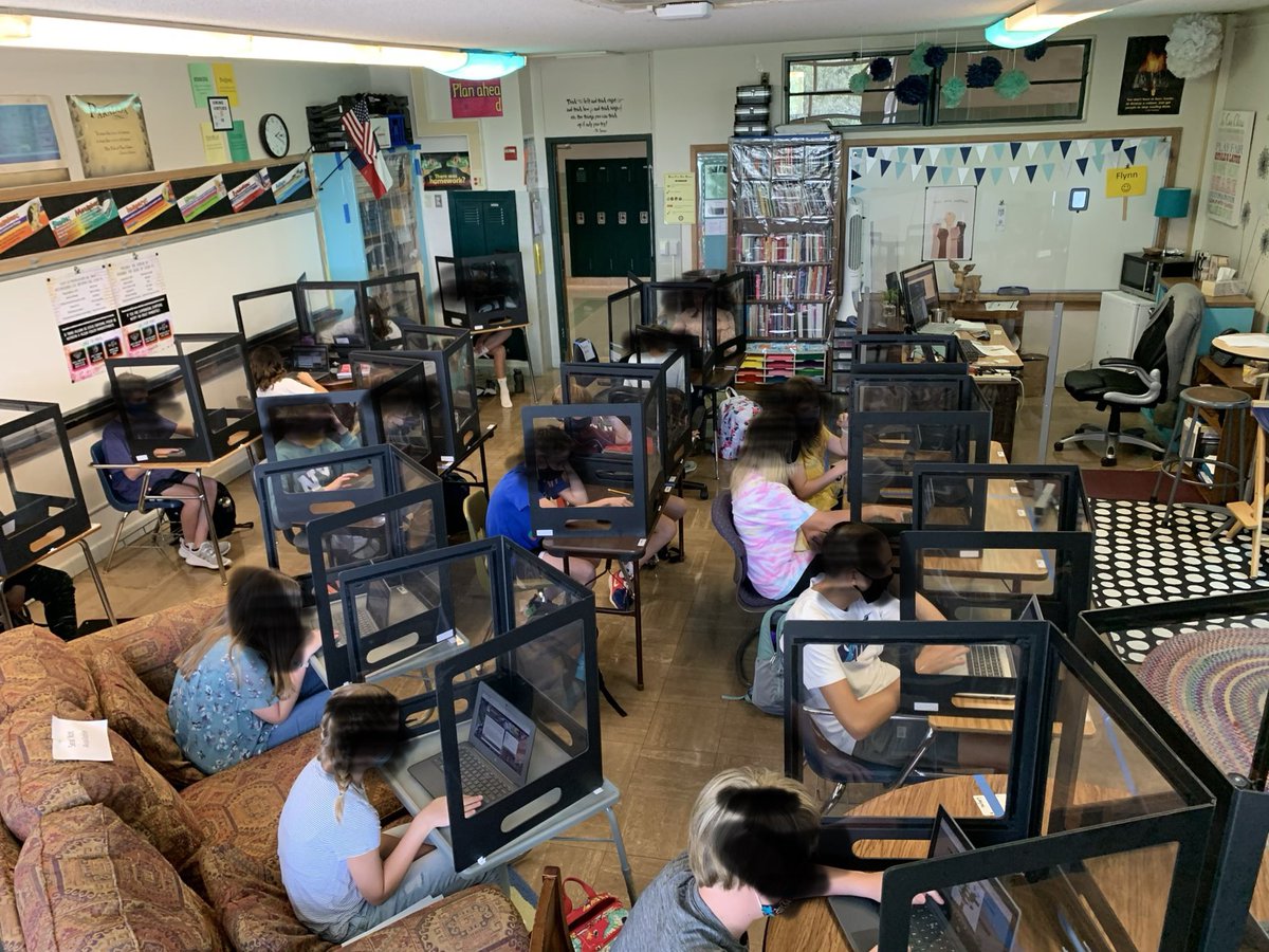 MrsFlynnsClass's tweet photo. We did it! Day 1 of f2f is in the books. Now rinse and repeat. #ELAinRISD https://t.co/7EllGTLkG0