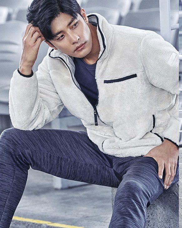 sunghoon2020061's tweet photo. はぁ(ღ*ˇ ˇ*)。o♡ᔆᵘᵗᵉᵏⁱ♡
脚長いわカッコイイわ右向きも左向きも全て🙆🏻👌✨🙈❤️✨✨✨
https://t.co/dnqnVPqi7Z
#ソンフン
#성훈
#Sunghoon
#prospecsoriginal https://t.co/pFVp9NofbQ