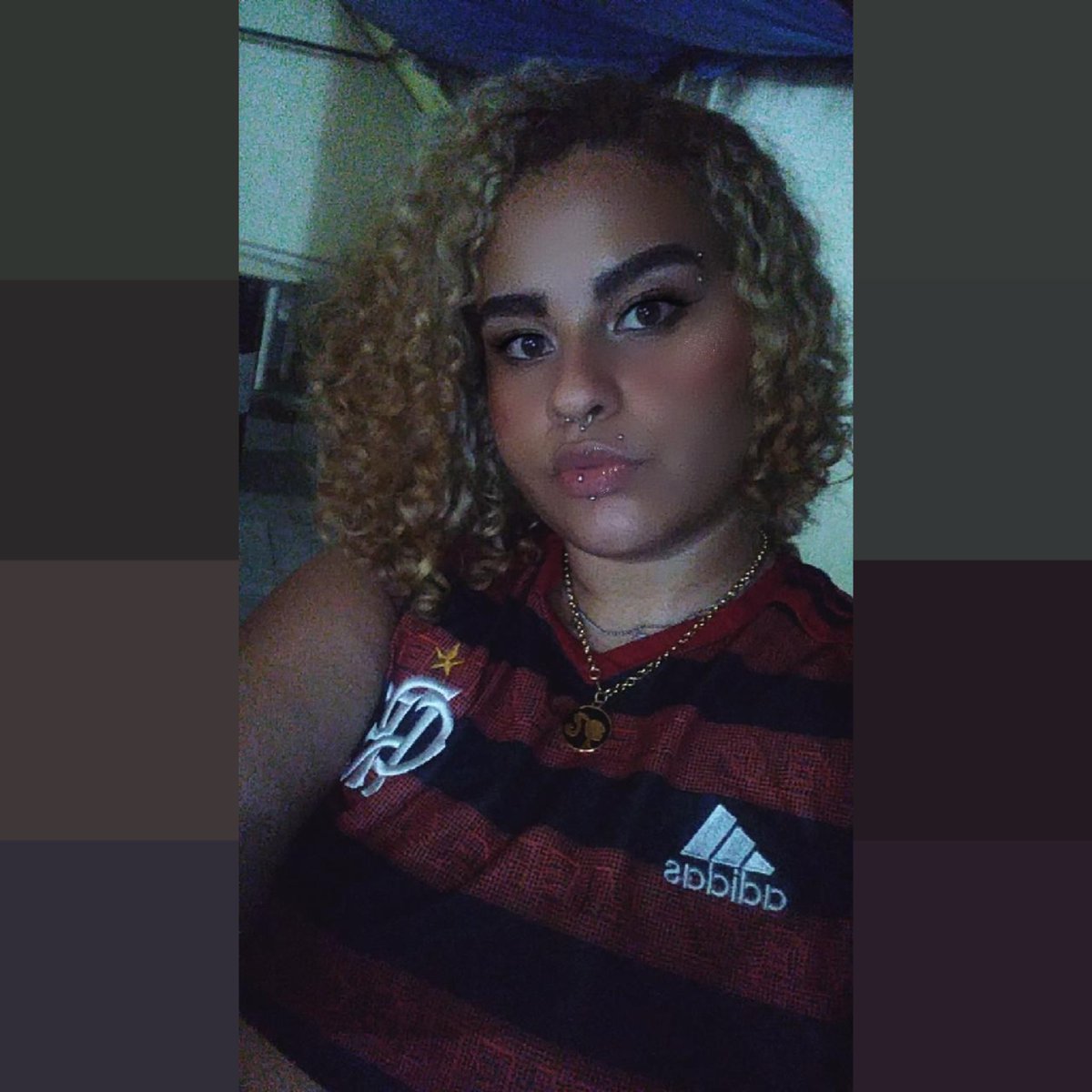 amoremios123's tweet photo. Cara de boneca https://t.co/UB8ADambkA