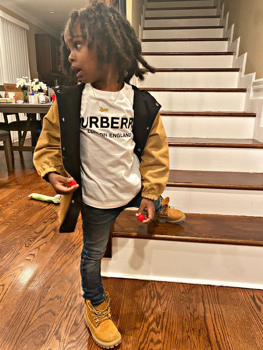 prettyylo's tweet photo. Don’t Play Wit That Boy He Is Not One Of Them🍞🥰🤞🏼 https://t.co/JEtWAvqS3t