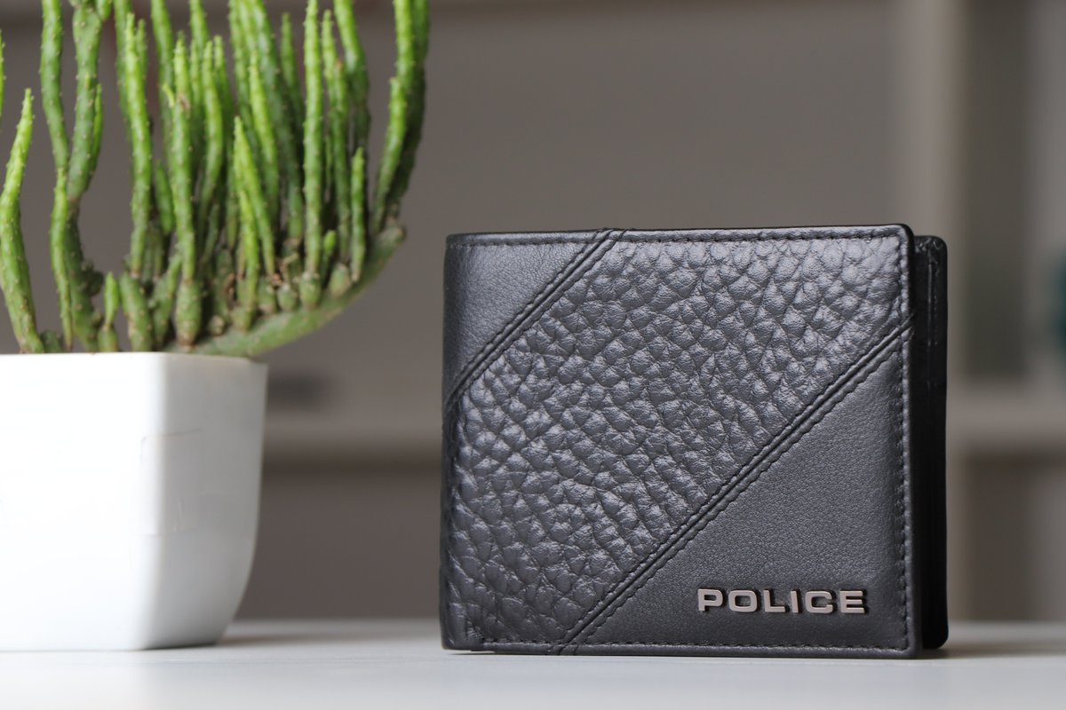 indiabig7's tweet photo. We welcome #ToreroCorporation on board as our esteemed exhibitor. 
Torero Corporation is a global licensee for #CROSS and #POLICE leather accessories and distributes these brands globally. Click here to get their product information and quote https://t.co/kWs4xEnqN7 #IndiaBig7 https://t.co/VjeR0UKGdA