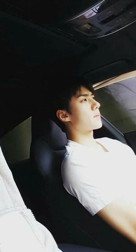 what your camera roll would look like if oh sehun is your boyfriend: a thread: