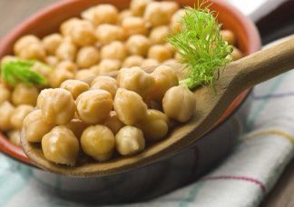 ١٠٠ جرام من الحمص المسلوق يحتوي على ١٦٤ سعره حرارية. 

#اسيا_تمسخر_النصر #الاخبار_الحلوه #معاك_يانصر