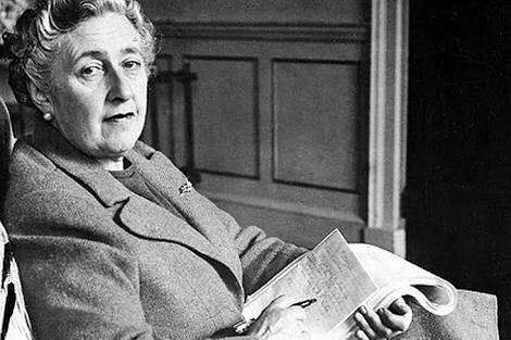 LetrasBreves's tweet photo. "Aprendí que no se puede dar marcha atrás, que la esencia de la vida es ir hacia adelante".

Agatha Christie.

A 130 años de su nacimiento. https://t.co/8vvl9uQsgO