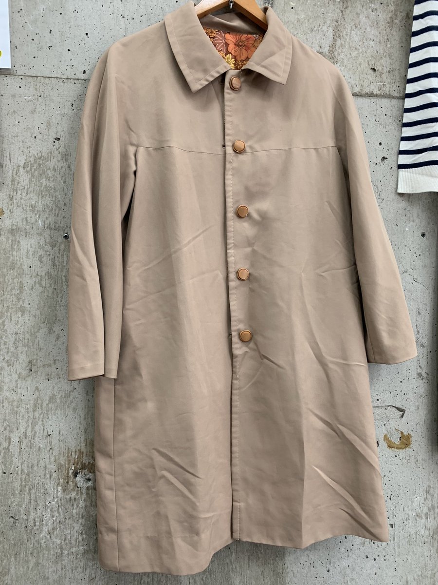 micmo_machida's tweet photo. 今日もたくさん入荷してます🥺🙌
全品330円!
ご来店お待ちしております!
#町田 #machida #古着 #MICMO #ミクモ #fashion #follow #followme #お洒落さんと繋がりたい #nice #used #安い #激安 #古着好き #古着女子 #古着男子 #コーデ #jacket #アウター #スウェット https://t.co/eikVmyiEEk