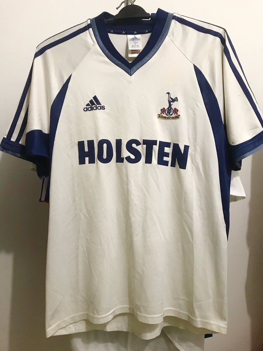 HatrickJersey's tweet photo. #Hatrick6
Tottenham H'01/02 sz M? (72x55) sponsor & crest velt, pulls & bobbles https://t.co/pGYjz9SuC2