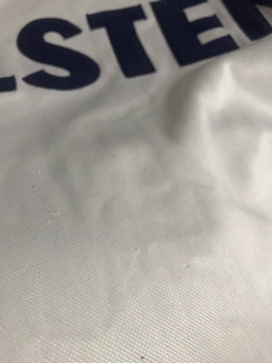 HatrickJersey's tweet photo. #Hatrick6
Tottenham H'01/02 sz M? (72x55) sponsor & crest velt, pulls & bobbles https://t.co/pGYjz9SuC2
