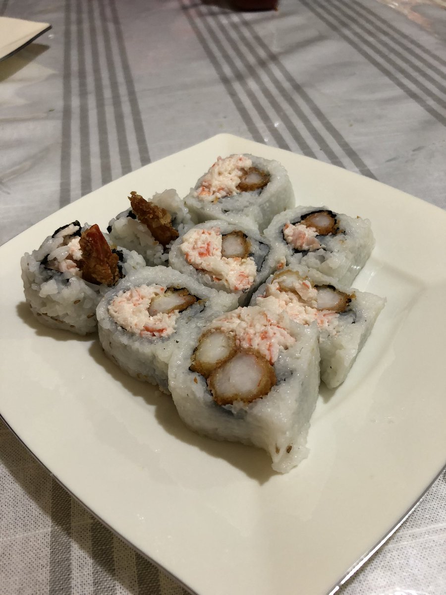 itxl0's tweet photo. Hi guys!
My dad has worked in a Japanese restaurant for more than 20 years. He recently started selling food as a side hustle! His food is really good &amp; he also delivers if you place 2+ orders. 
He also makes Mexican dishes of your choice! 
My family would appreciate any support! https://t.co/qlm2cnyruT