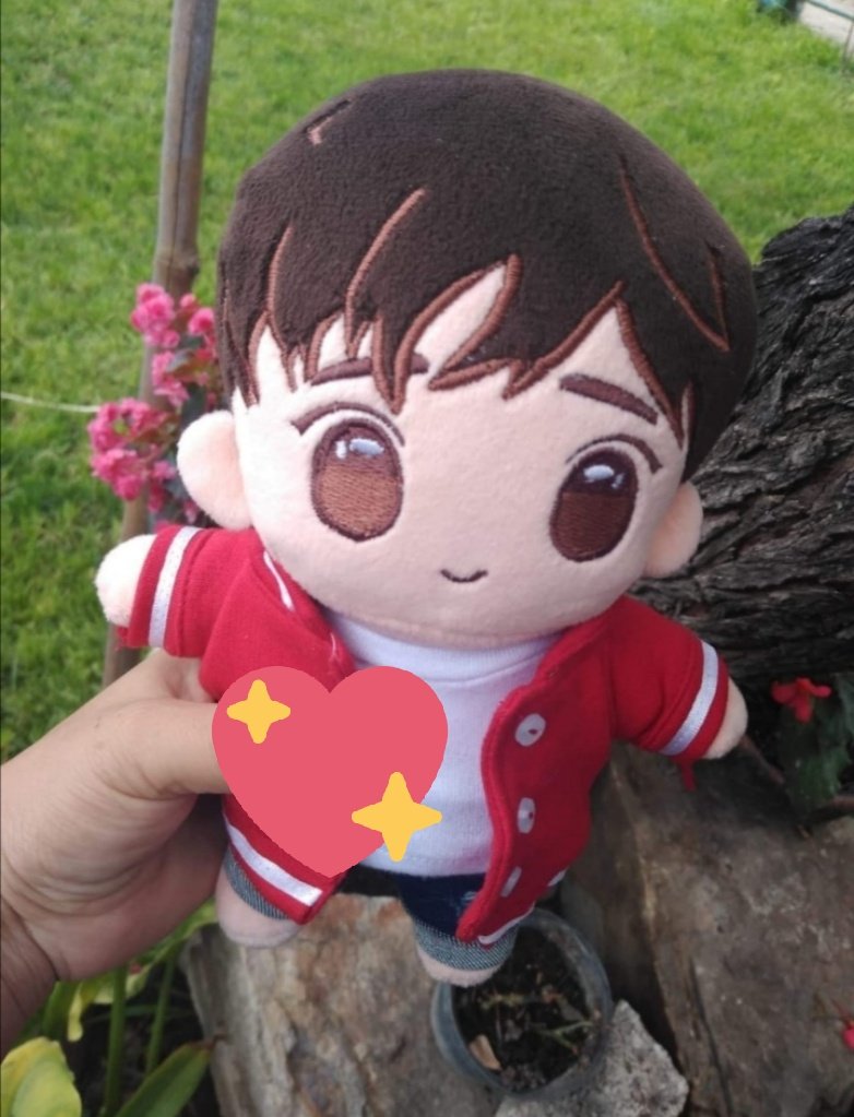 93KBH's tweet photo. @kevinwoo91 Kevin look at my doll. Do you know who he is? 🤭🤭💕🥰🍀💚 https://t.co/kLyZTReCf8