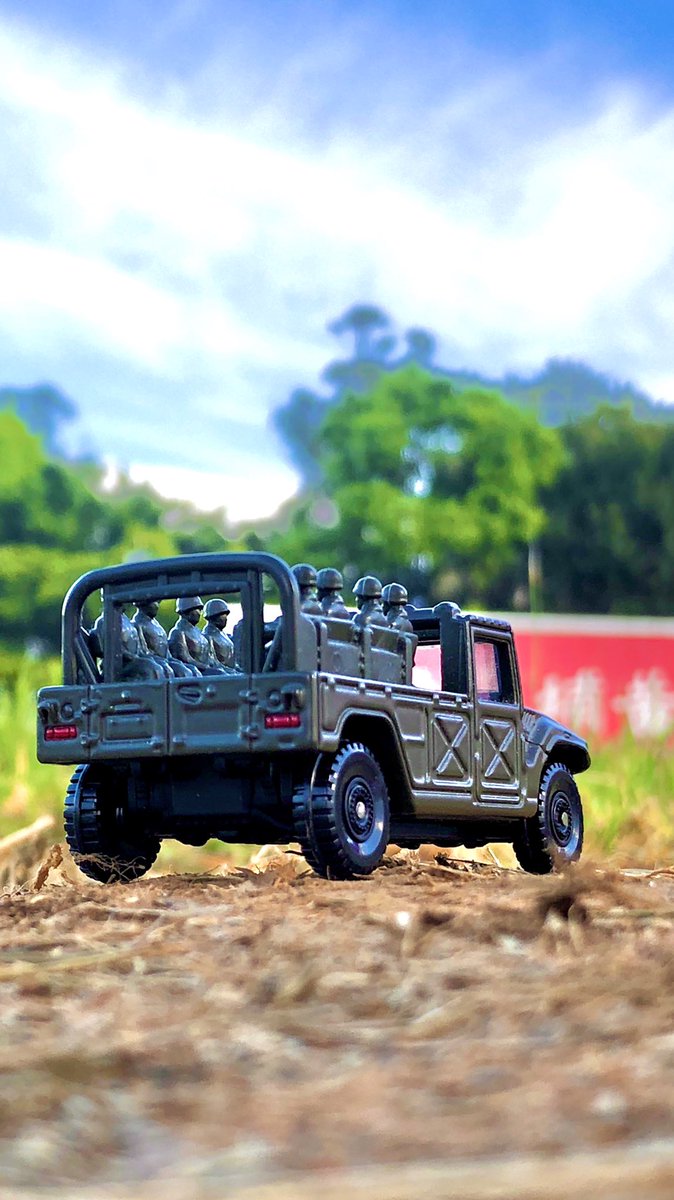 MiniTomica's tweet photo. 忙忙碌碌就為了喜愛的小車
Tomica 096
JSDF High-Mobility Vehicle
初回特別仕樣
#tomica #096
#JSDF #HighMobilityVehicle
#初回特別仕樣
#多美小汽車 #96號
#自衛隊 #高機動車 #初回限定
#台灣 #taiwan #トミカ
#2018年10月 #模型車攝影 https://t.co/UQLpiNthgk
