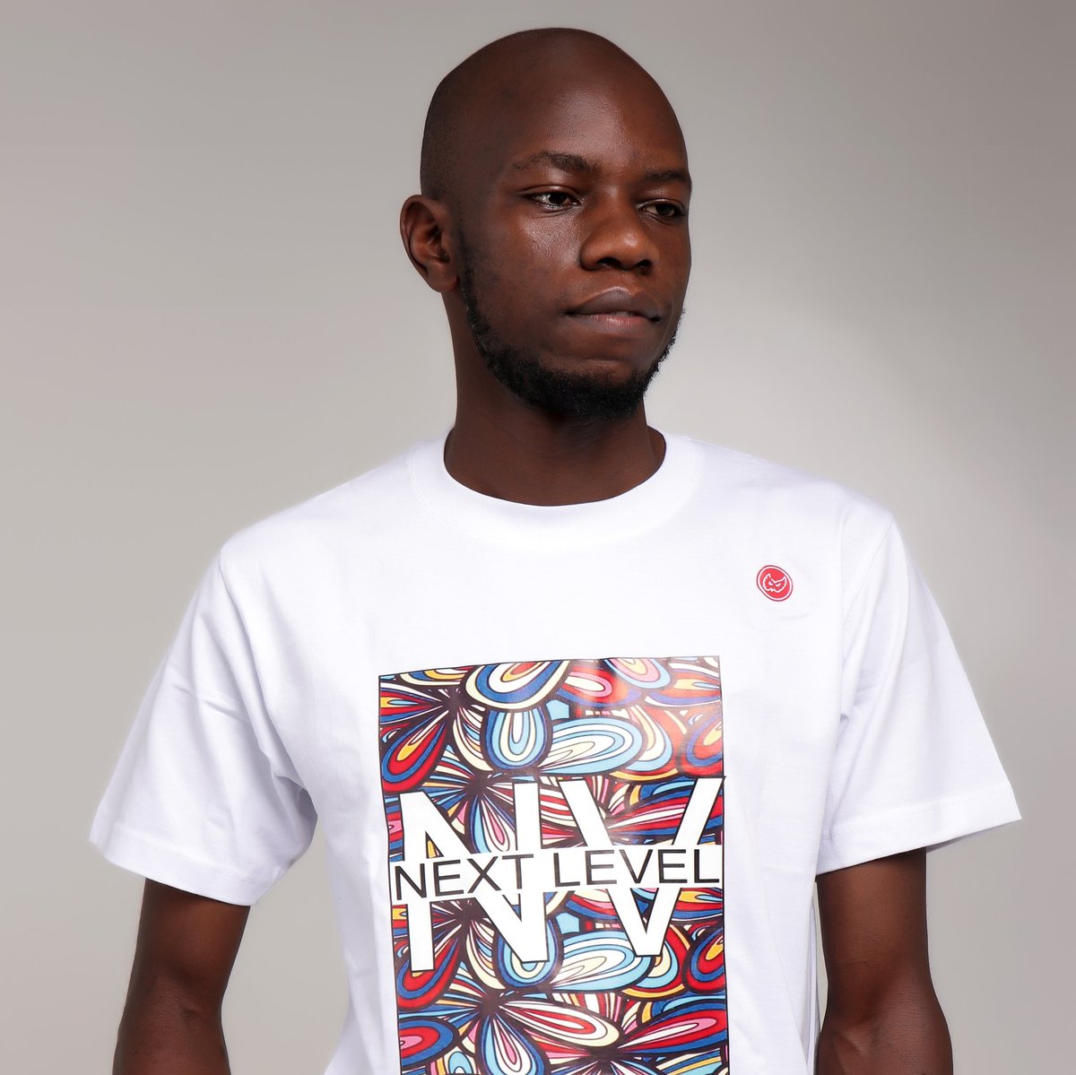 BantuGraphics's tweet photo. New brand in town
#NextLevel
#Malisafi
#PigaLook
#teamkuomoka https://t.co/06Ec1JkkiA