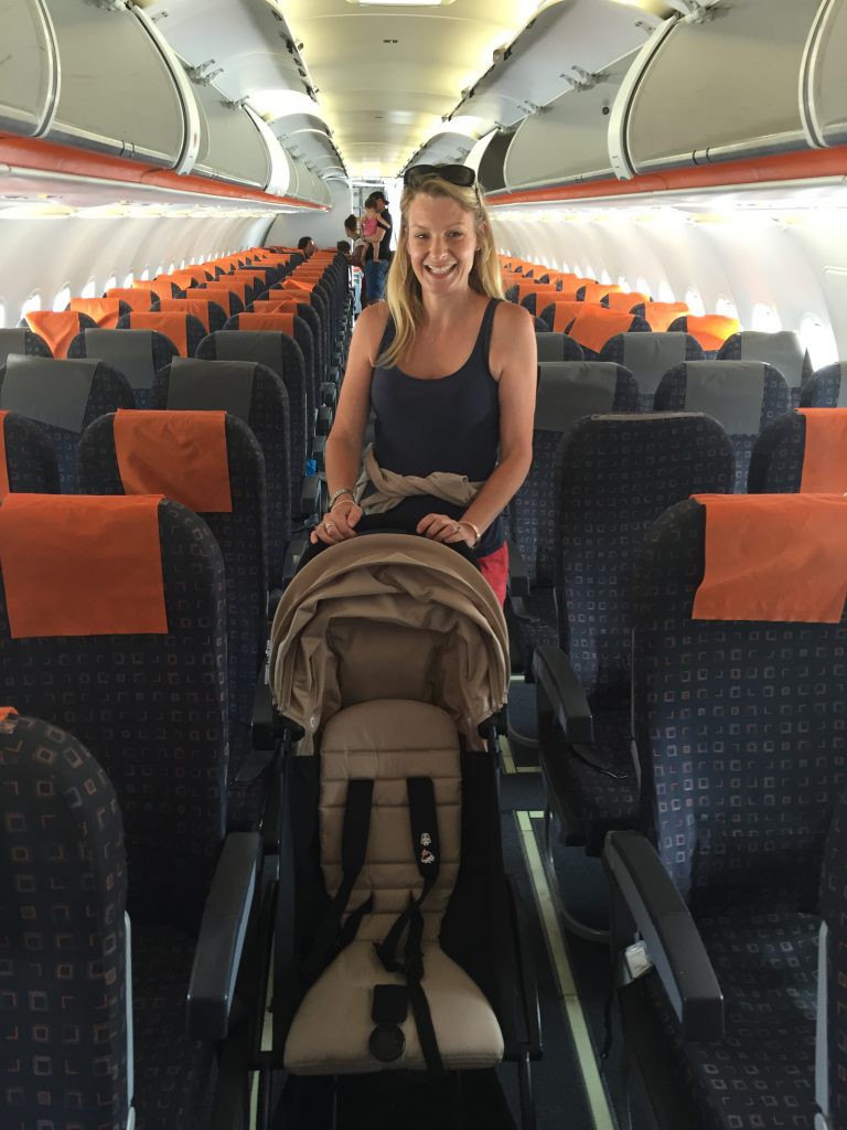 Carry On Strollers That Fit Into The Overhead Bin: flyingwithababy.com/carry-on-strol…

#flyingwithababy #Familytravel