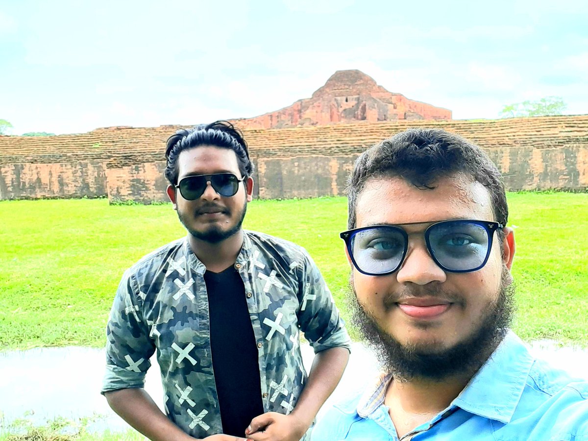 asraf_naeem's tweet photo. "Happiness is a way of Travel - Not a Destination. "
#bikeriding
#lockdown2020 https://t.co/PasmwlhIIo