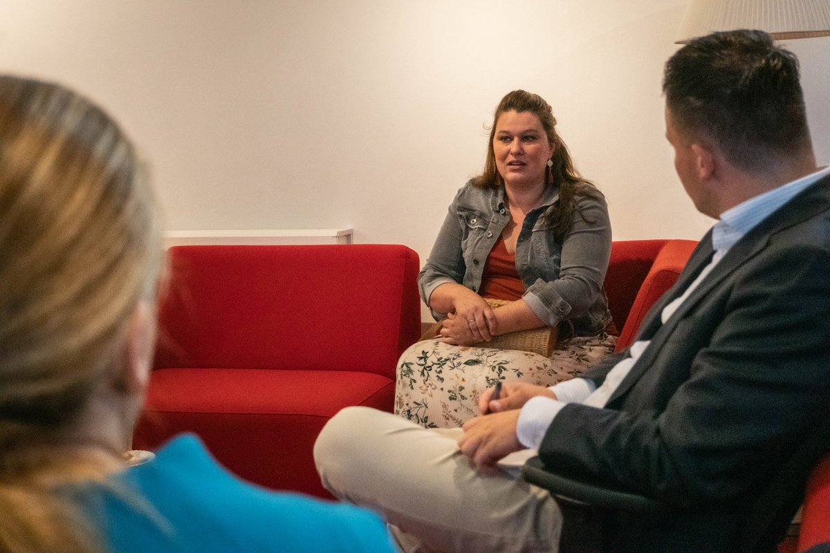 minlvvn's tweet photo. Prinsjesdag 2020 begint voor minister Schouten met een ontmoeting met innovatieve, betrokken stakeholders uit de landbouw, natuur en visserij. #prinsjesdag2020 https://t.co/0FRm8IfEku