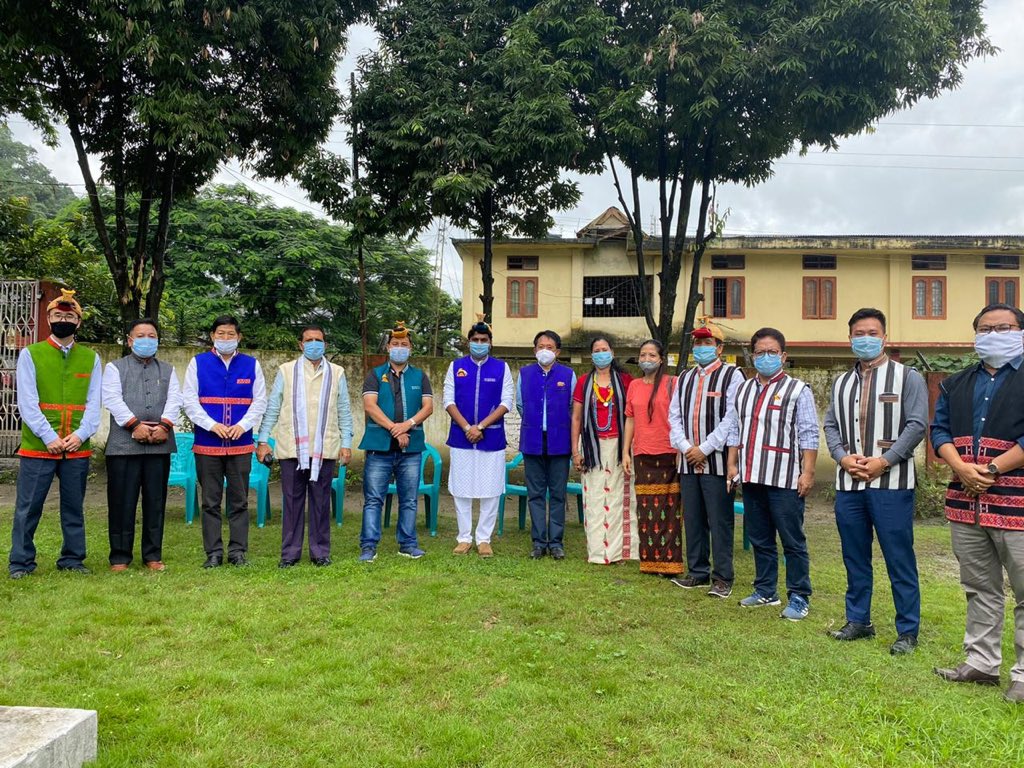 15 Sep: As per GoAP circular, Team East Kameng in traditional dresses to boost local tribal products and support local artisans under the idea of “Vocal for Local” <a href="/CSArunachal/">CS Arunachal</a> <a href="/PemaKhanduBJP/">Pema Khandu པདྨ་མཁའ་འགྲོ་།</a> #AtmaNirbharBharat
