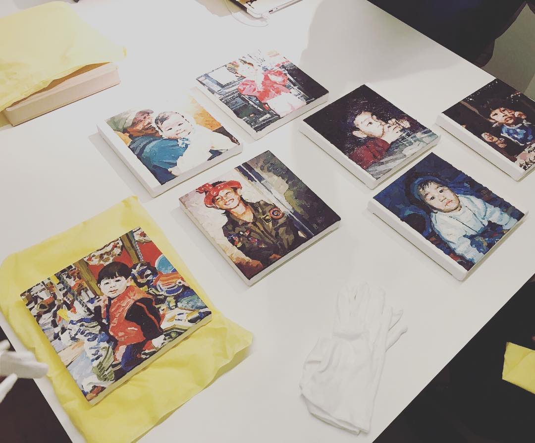 Naoki Tomita, also one of his friends whom he commissioned paintings from for each of his members, YHS, and his nephew Yeonjun 