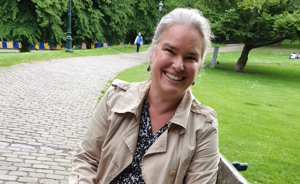 Antarcticlegacy's tweet photo. Anne Talking on data managent: Convince #ECR at #AEPECSSA2020 how crucial data management is within research.
Introduce DataLifeCycle
Caution - Data Loss!! That is why you need  to ensure you manage your data correctly. #SANAP @apecssa @SCAR_Tweets #SCADM @annemtreasure @Saeonews https://t.co/VD3sf3GGs1