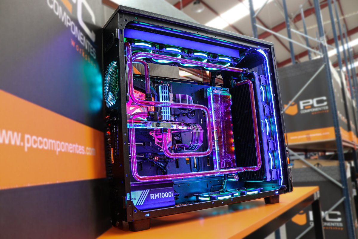 pccomponentes's tweet photo. 😏 ¿Qué harías con esta bestia si fuese tuya? https://t.co/cxfGPSOr39