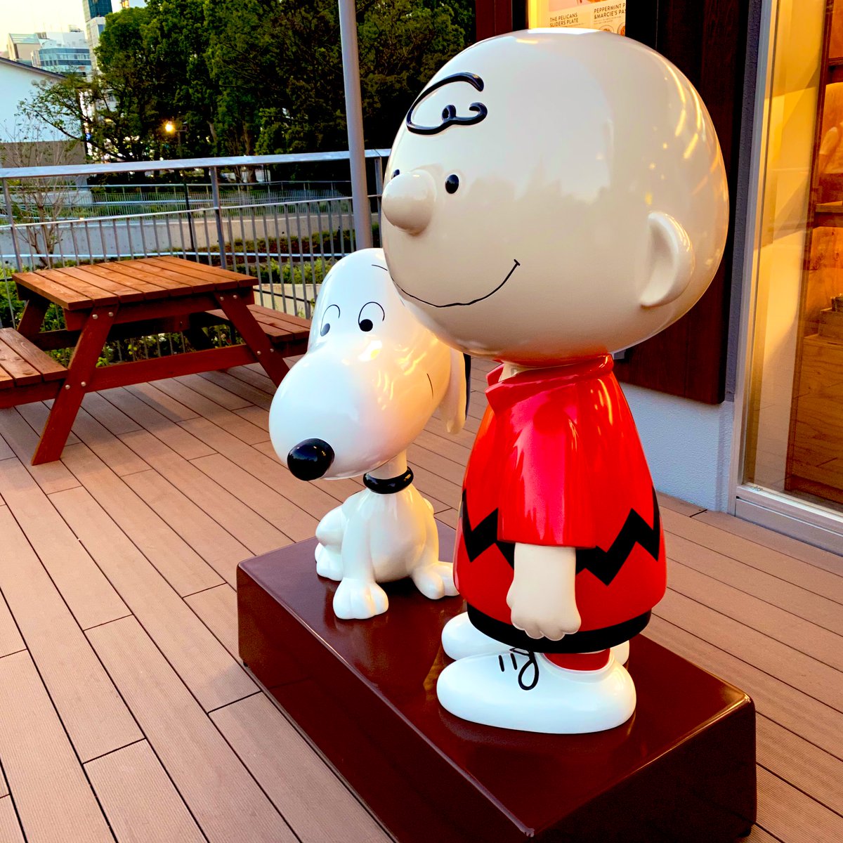 スヌーピー男子 ９月18日にピーナッツカフェが名古屋についにオープンします スヌーピーに会いに 一足先に行って来ました ペリカンズをモチーフにしたグッズもあります スヌーピー男子 Snoopy Peanuts