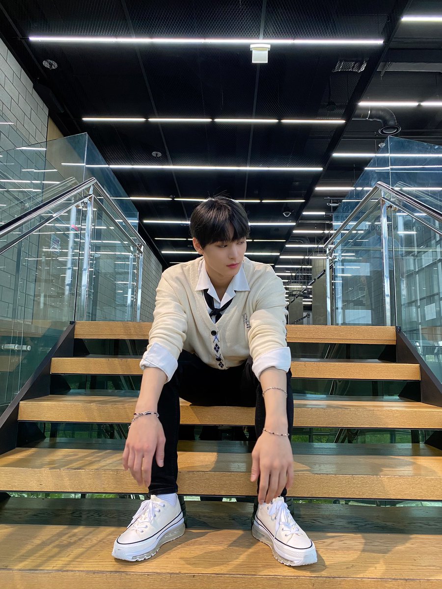 WE_THE_BOYZ's tweet photo. [주연] 더�� 오늘 하루도 고생했어요~ https://t.co/ftwUyXZTRE