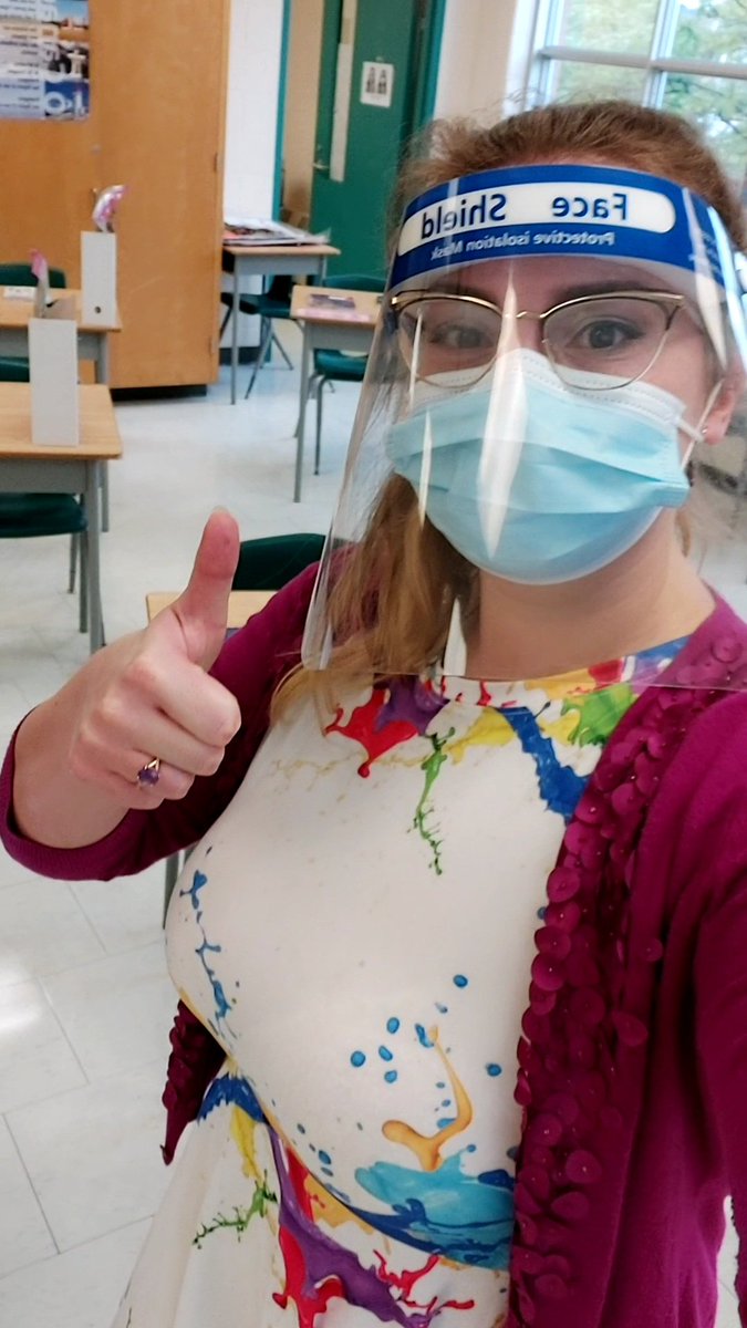 MmeCritch's tweet image. Sort of got 1 metre between each desk for a class of 18 juniors! Problem is... no safe pathway back to my own desk! Hello, face shield that makes a green house effect around my face 😷🥵#myclasssizeis #COVID19Ontario
