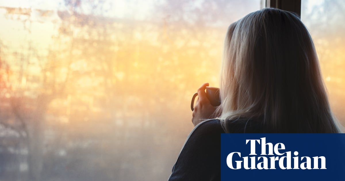 BPSOfficial's tweet photo. A new study reported in @guardian has found the UK has experienced an 'explosion' in #anxiety since 2008, with the illness trebling among young adults, affecting 30% of women aged 18 to 24, and increasing across the board among men and women under 55.

https://t.co/P3Tq1KWdox https://t.co/sqscVPNof3