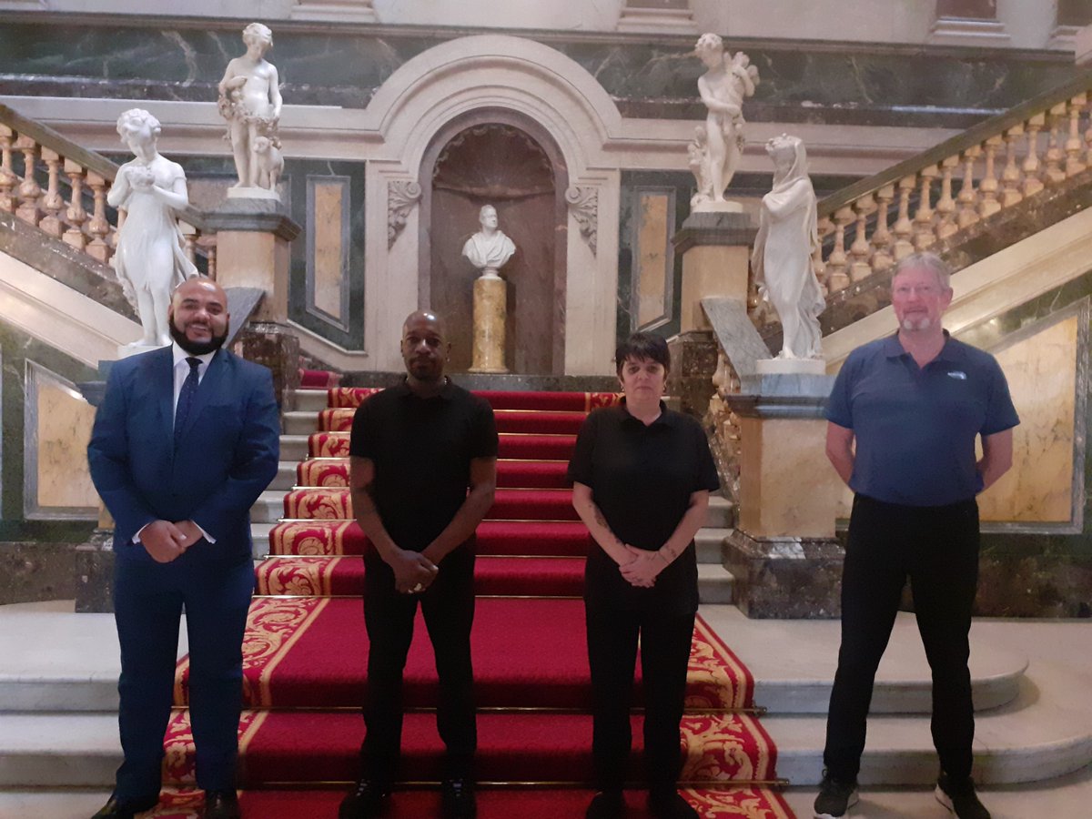 CorpsSecurity's tweet photo. Thank you to our amazing officers keeping London safe. Clarence Hyman has been delivering goodies and appreciation to our teams at Goldsmith Hall, Goldsmith Centre, Eversheds Sutherland
and KIO. Well done team - your work is second to none. #thankyoursecurityofficer https://t.co/NGUmuiJVyE