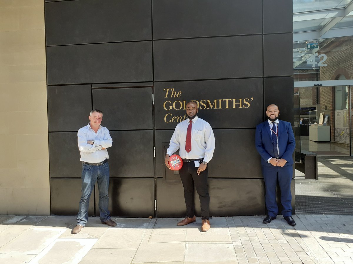 CorpsSecurity's tweet photo. Thank you to our amazing officers keeping London safe. Clarence Hyman has been delivering goodies and appreciation to our teams at Goldsmith Hall, Goldsmith Centre, Eversheds Sutherland
and KIO. Well done team - your work is second to none. #thankyoursecurityofficer https://t.co/NGUmuiJVyE