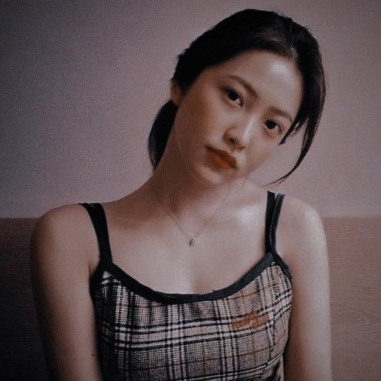 Hi , im sabina elena henzie or sasa ! Newbie at rp twitter not newbie at rp .

Mutualan? Rt or like
Fambest ? Sini gedor dm sasaa !

{ #roleplayerkpop #rpwindonesia #roleplayerindonesia }