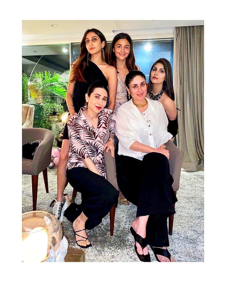 harshikaa08's tweet photo. Pics from ridhima's birthday party @aliaa08 https://t.co/dvasKbw9IJ