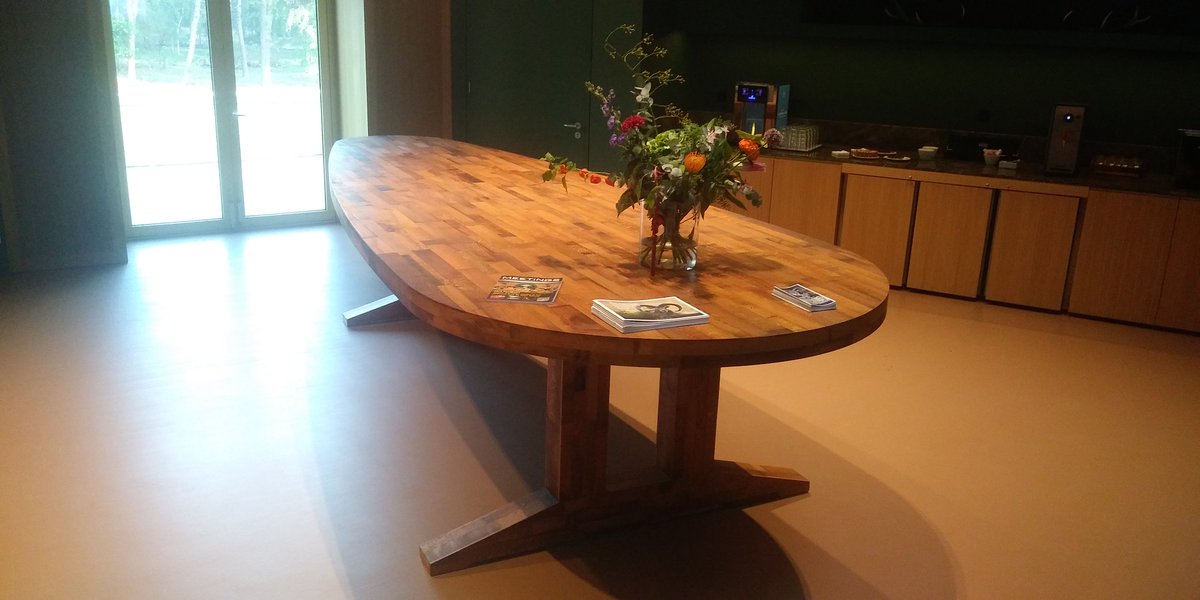 Houtatelier Régine tweet media