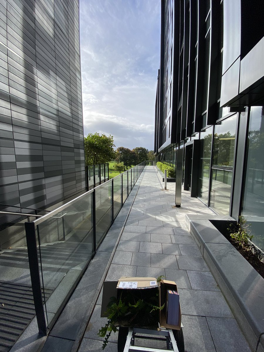 We have been down in Central London over the weekend with a move from Quartermile in Edinburgh.

Both very nice flats. But by got it’s hot down there! 🥵