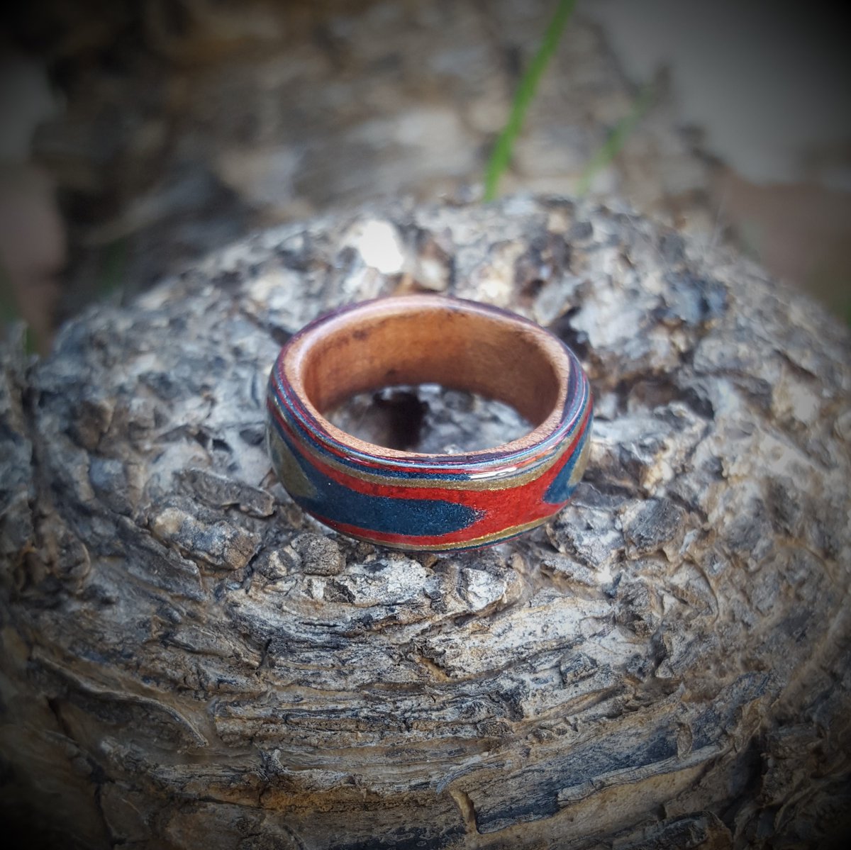 Earthrings_net's tweet photo. HERITAGE MONTH OFFER - (bill) R600 ea (eye)

Penta Ring - BONT

Our #Penta #Rings are handcrafted with a reclaimed wood #core, layered #bentwoodandresin. 

WhatsApp @EARTHrings directly by clicking this link >>> https://t.co/Li5N4mOfb3

   #Earthrings #Orbit #WoodRing #BontRing https://t.co/mCtQRE1D9g