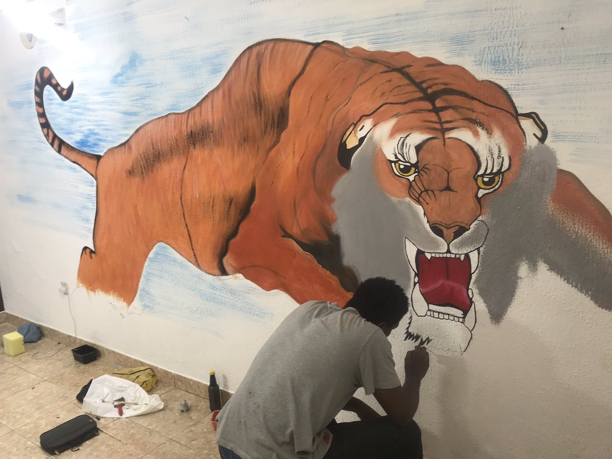 arc_adejo's tweet photo. When it comes to murals both indoor and outdooor I got you covered!
#mural #art #TigerInsideChallenge #TigerPride https://t.co/Si5GOF1etM
