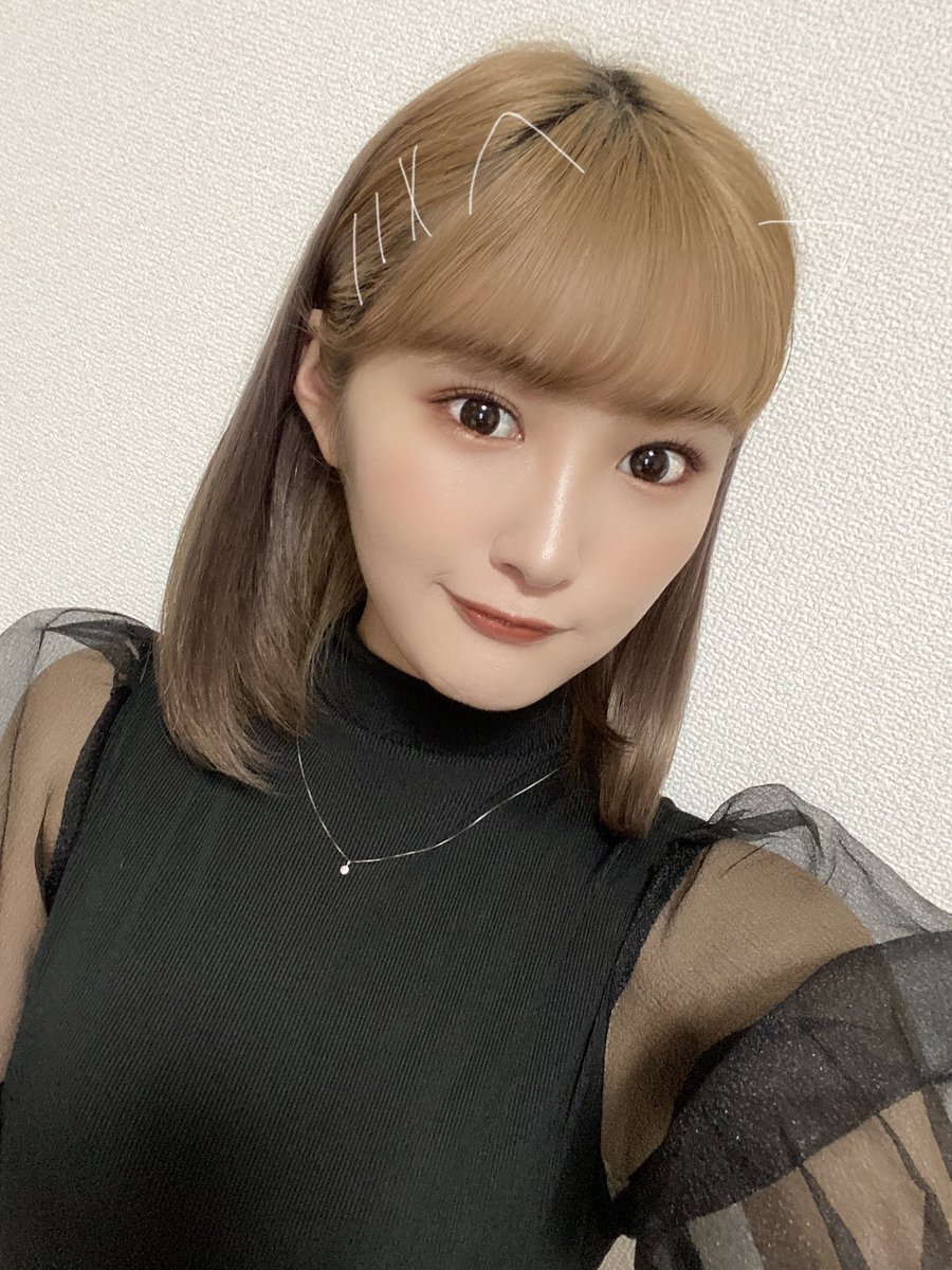 renapyon_udon's tweet photo. 25歳まで後8時間、、、🤭💕
この1年あっという間だったな〜😳
自分がもう25歳なんて信じられない🤭 https://t.co/2GDQrtmSUd