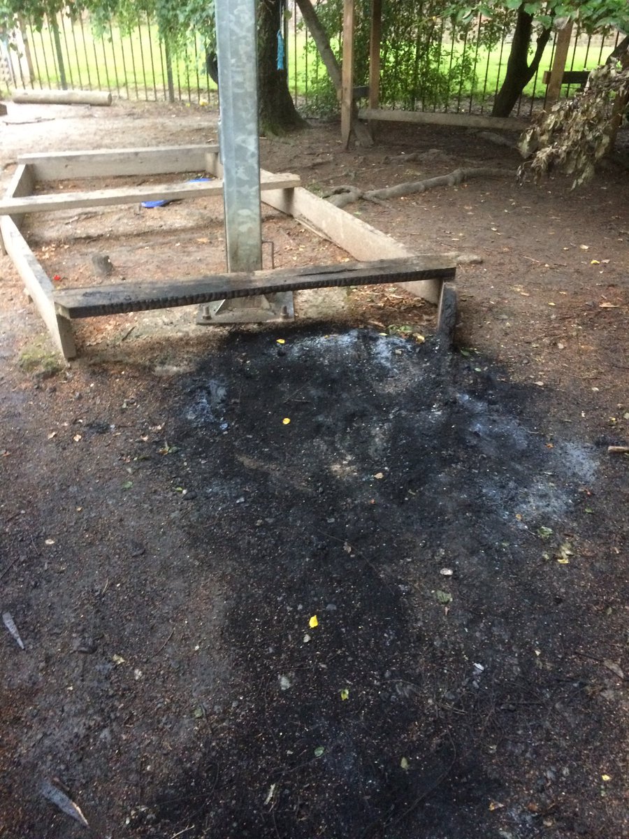 To whom it may concern- the P2’s (5&amp;6 year olds) of Victoria Primary School, Falkirk, Scotland are not impressed with you burning their “boat,” at the weekend.
Feel free to repair it or turn yourselves in to ⁦@FalkirkPolice⁩
at your own convenience, thanks.