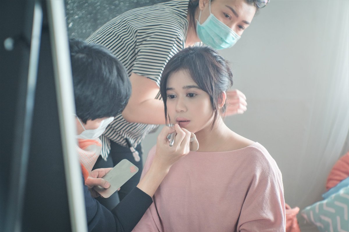 umusicindonesia's tweet photo. Lagu #TakBisa @brisiajodie96 emang relate banget nih sama yang lagi galau. Gimana menurut kamu?
Besok, jam 8 malam, jangan lupa nonton Music Video-nya. Intip dulu nih laki-laki yang bikin #JodieGalauLagi.
#BrisiaJodie #JodieTakBisa #MusicVideo https://t.co/vfu4xphwuC