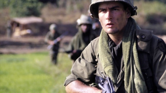Happy birthday American director Oliver Stone! 