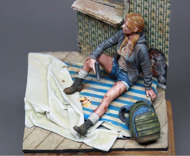 PaintsAndStuff's tweet photo. Ok, I can’t wait anymore...here is my painted version of The Wanderer in 1:20 sacale. I call it ”I’ll be gone...in a day or two”. #postapocalyptic #zombie #miniaturepainting #miniatureart #diorama #nordlysminiatures https://t.co/MsUH90tHok