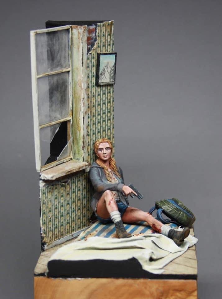 PaintsAndStuff's tweet photo. Ok, I can’t wait anymore...here is my painted version of The Wanderer in 1:20 sacale. I call it ”I’ll be gone...in a day or two”. #postapocalyptic #zombie #miniaturepainting #miniatureart #diorama #nordlysminiatures https://t.co/MsUH90tHok